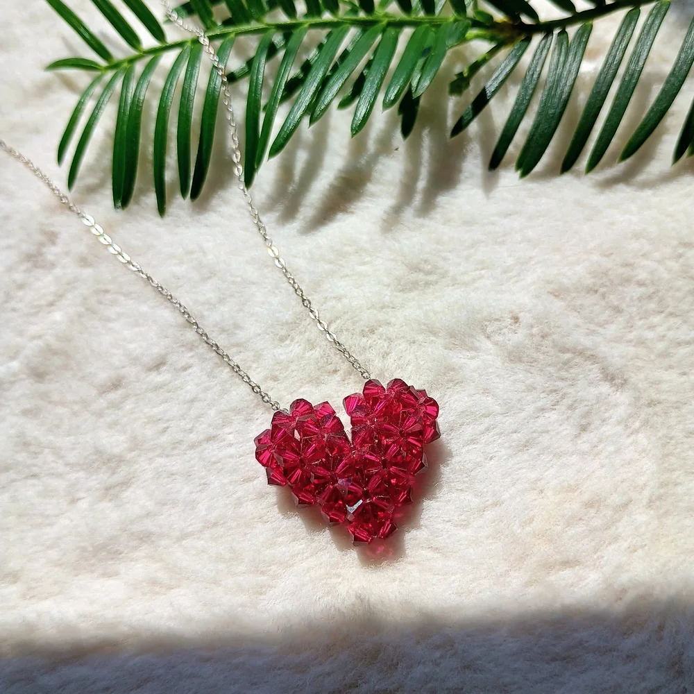 Gorgeous Swarovski Crystal Heart Pendant On Dainty 925 Sterling Silver Chain - Picture 9 of 11